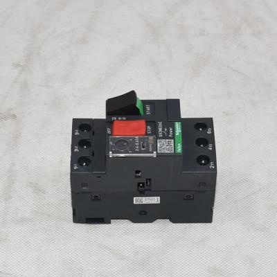 Interruttore automatico per motori GV2ME04 TeSys GV2 3P 0,4-0,63A
