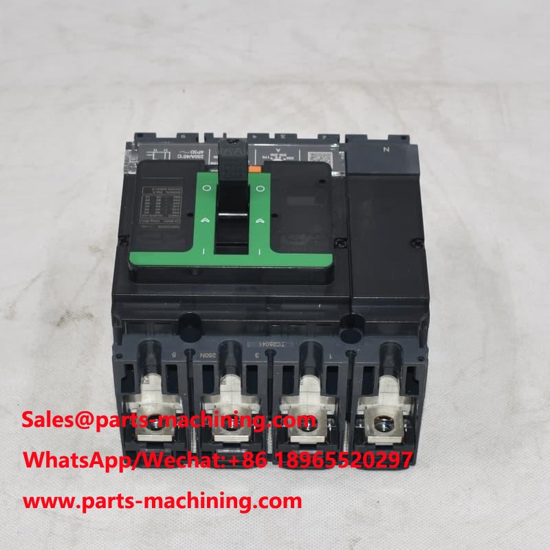 Interruttore automatico MCCB serie C25N6TM250