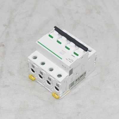 Interruttore automatico miniaturizzato IC65L-C63A-4P 4P C 63A